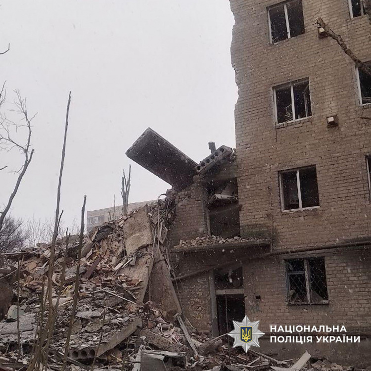 П’ятеро людей поранили росіяни обстрілами Донеччини 10 грудня