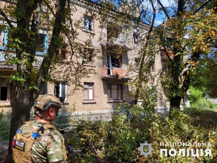 Окупанти продовжують обстріл Донеччини: за добу загинули двоє людей, поранено 10