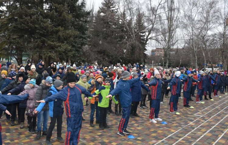 Спортсмены Угледара присоединились ко всеобластному челенджу, стартовавшему в Покровске