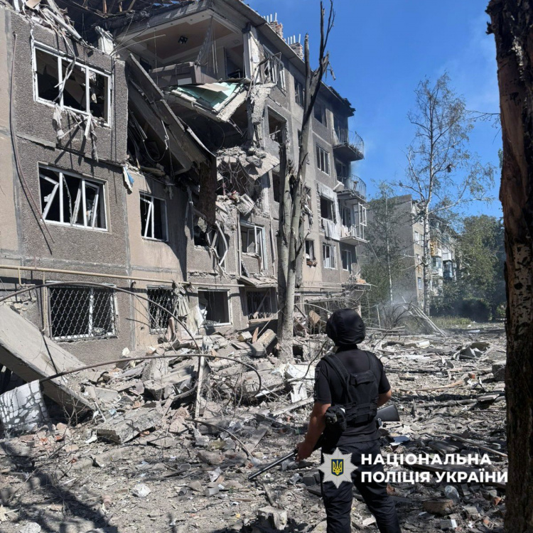У Добропіллі ворожі обстріли пошкодили пологове відділення
