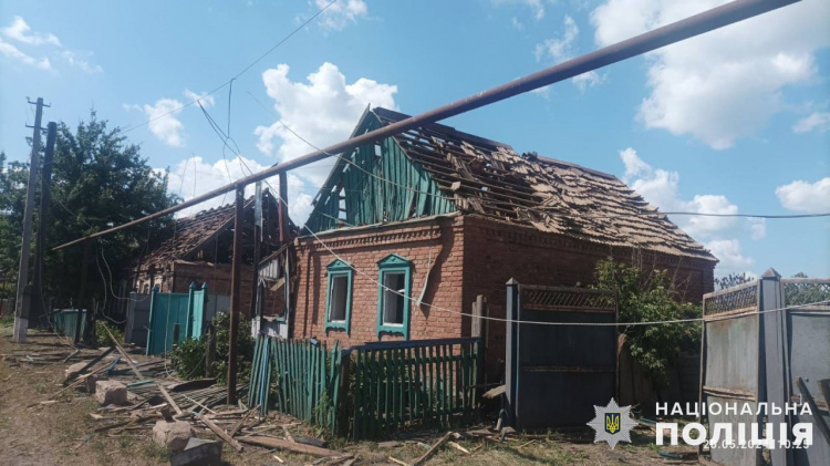 Під ударами 7 населених пунктів, травмовано 2 мирних жителів: у поліції Донеччини повідомили про обстріли 20 травня