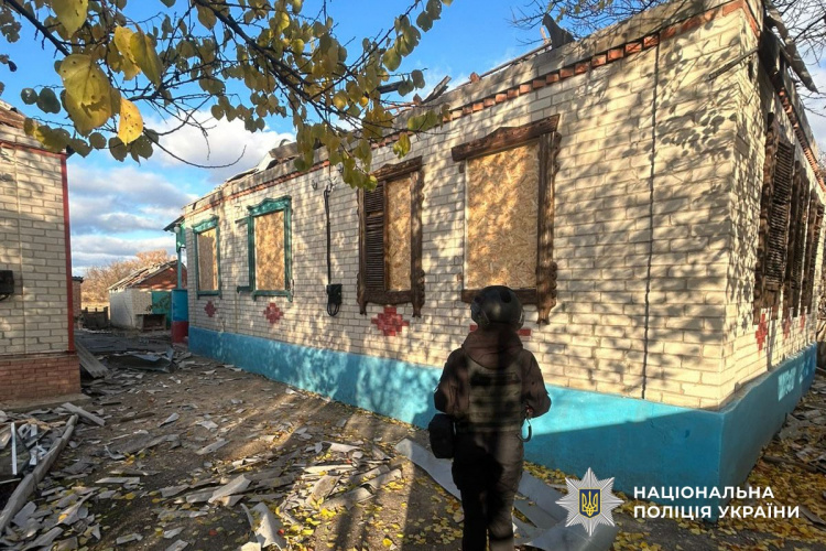 За добу окупанти обстріляли 9 населених пунктів Донеччини, вбили 8 та поранили 19 людей