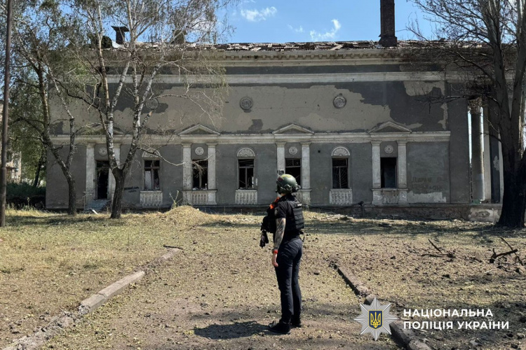 Внаслідок російських ударів по Донеччині троє людей загинули і шестеро зазнали поранень