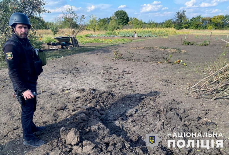За добу російські війська обстріляли 14 населених пунктів Донеччини, вбили людину