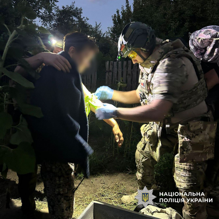 Троє вбитих і троє поранених: російські війська знищують цивільних на Донеччині