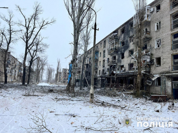За 14 січня росіяни 16 разів обстріляли населені пункти Донеччини, поранили цивільного