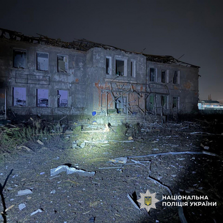 Двоє загиблих і 13 поранених, з них троє дітей: поліція Донеччини повідомляє про чергові злочини росії