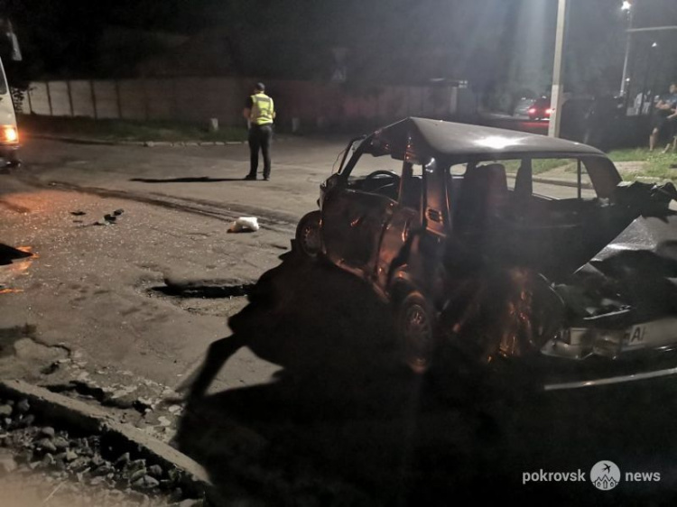 Смертельное ДТП в Покровске: погибли мужчина и женщина