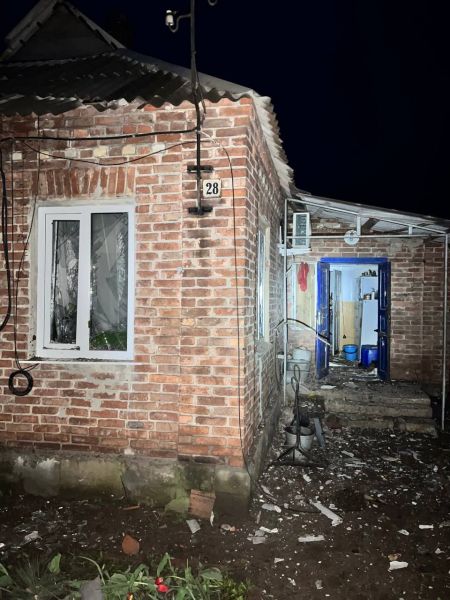 Окупаційні війська за добу атакували 12 населених пунктів Донеччини. Вбито людину