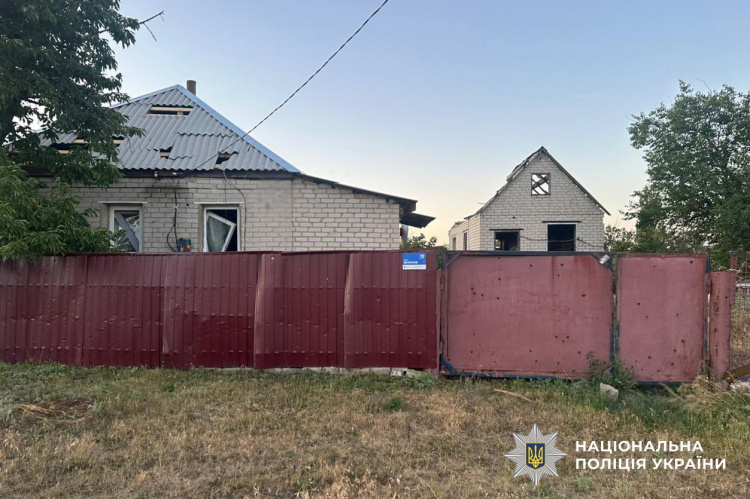 За добу росіяни обстріляли 10 населених пунктів Донеччини, вбили двох та поранили 17 цивільних