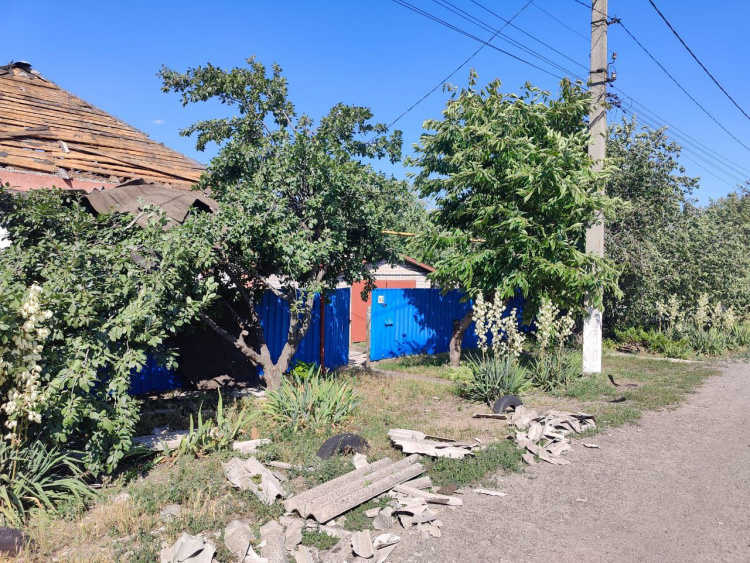Дві людини загинули і дві зазнали поранень на Донеччині внаслідок ударів росії