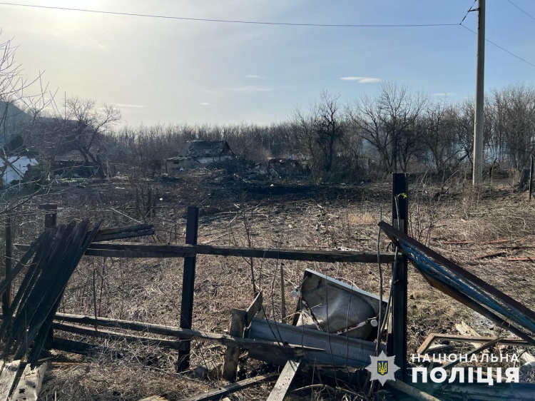 За добу росіяни обстріляли 13 населених пунктів Донеччини, вбили людину