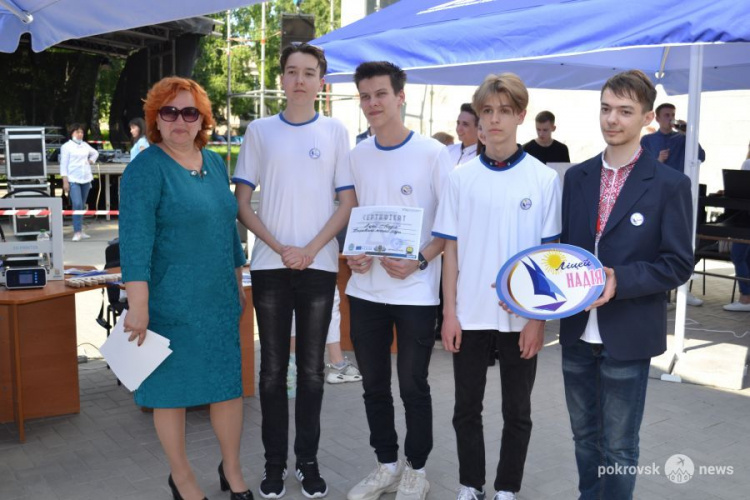 В Покровске прошла выставка молодежных проектов к 100-летию ДонНТУ