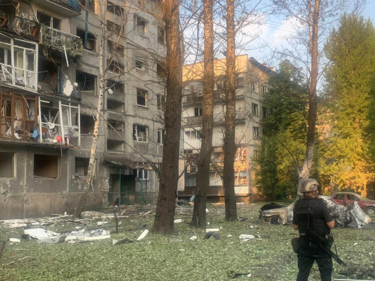 Уночі ворог скинув на Добропілля дві керовані авіабомби