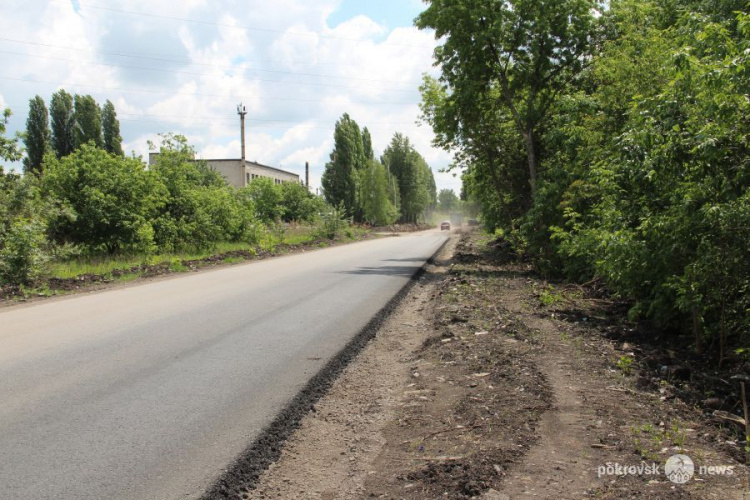 Продолжается капитальный ремонт дороги Покровск – Гришино