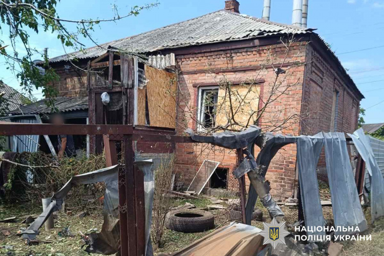 Троє цивільних загинуло, 31 поранений внаслідок масованих обстрілів Донеччини 4 серпня