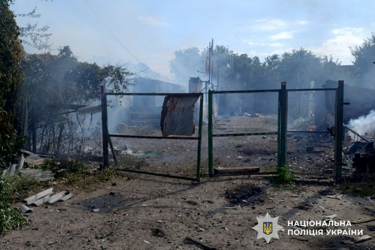 Загиблий і 11 поранених, з них двоє дітей: поліція Донеччини повідомила про наслідки обстрілів 21 вересня