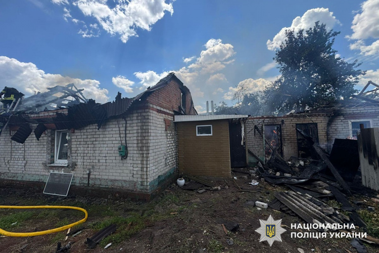 Троє людей зазнали поранень через російські атаки по Донеччині 27 червня
