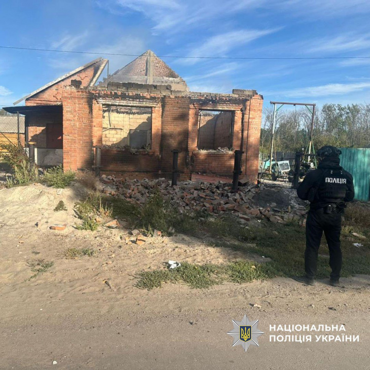 Загиблий та 9 постраждалих: про наслідки атак військ рф на Донеччину 16 вересня повідомили в поліції