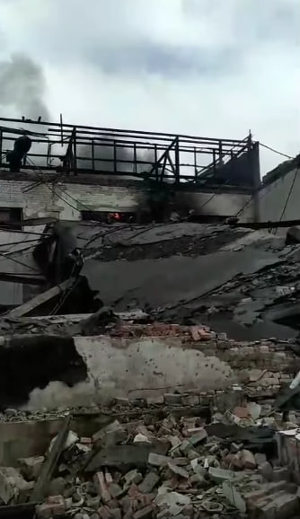 Вчора в Родинському ворог обстріляв житловий сектор та шахту