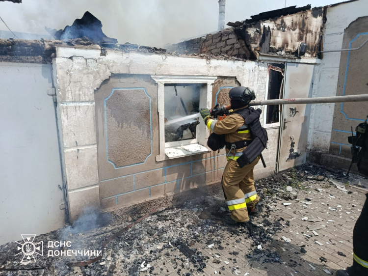 Мирноградська громада під обстрілами: ворог вдарив БПЛА по селу Красний Лиман