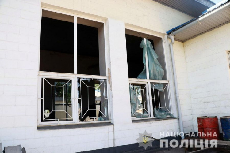 Поліція задокументувала наслідки ракетних ударів по Покровську та Краматорську 
