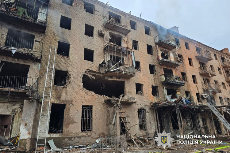 Через російські обстріли Донеччини поранені двоє людей