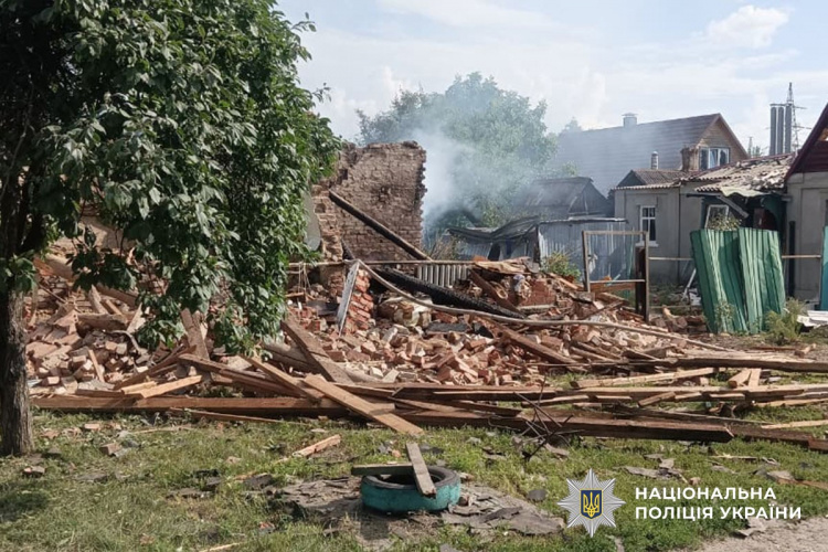 Троє цивільних загинули, ще 14 поранені внаслідок обстрілів Донеччини 15 липня