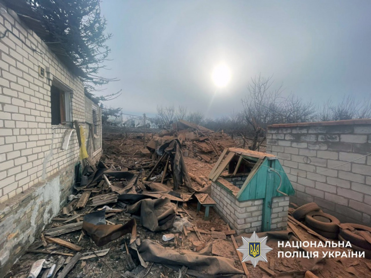 Унаслідок обстрілів Донеччини 15 грудня 12 людей зазнали поранень