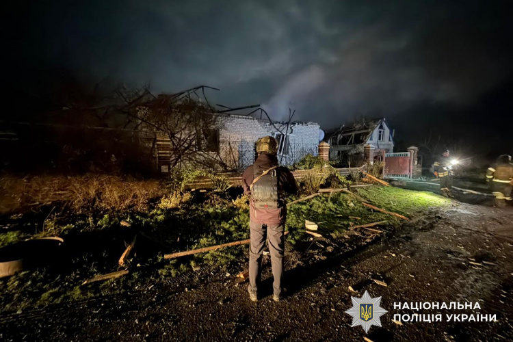 Окупанти обстріляли 11 населених пунктів Донеччини, вбили двох цивільних, п’ятеро поранені