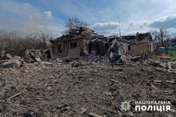 Півтонну бомбу скинули росіяни на Родинське