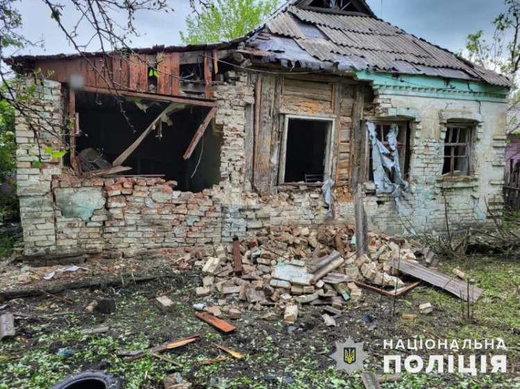 Протягом доби армія рф обстріляла 7 населених пунктів Донеччини і зруйнувала дамбу