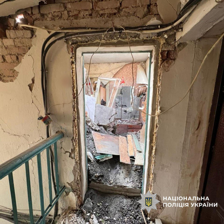 18 квітня війська рф атакували 8 населених пунктів Донеччини, поранено чотирьох людей