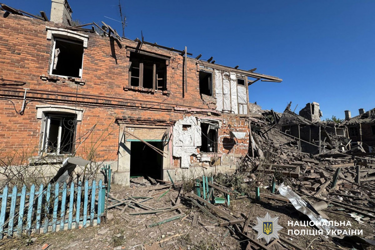 Встановлено інформацію про 4 загиблих в Покровську: поліція – про наслідки обстрілів Донеччини