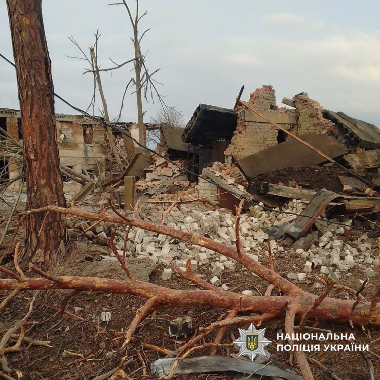 Одна людина загинула та одна поранена через російські обстріли Донеччини 26 березня