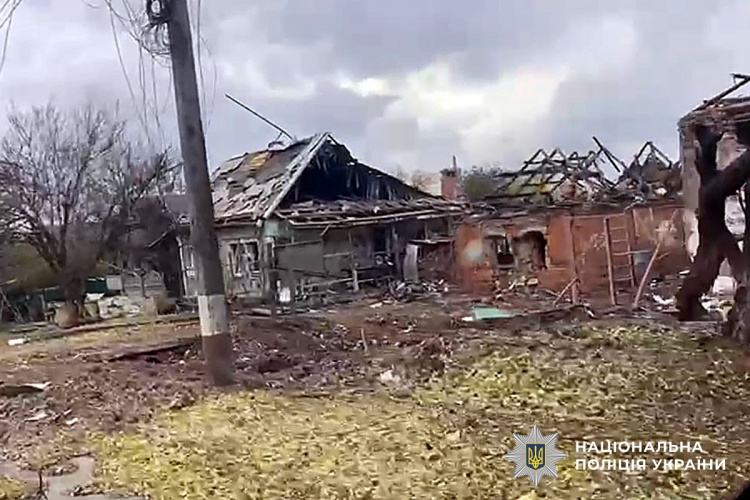 Чотири людини загинули, одна зазнала поранень унаслідок російських атак на Донеччині