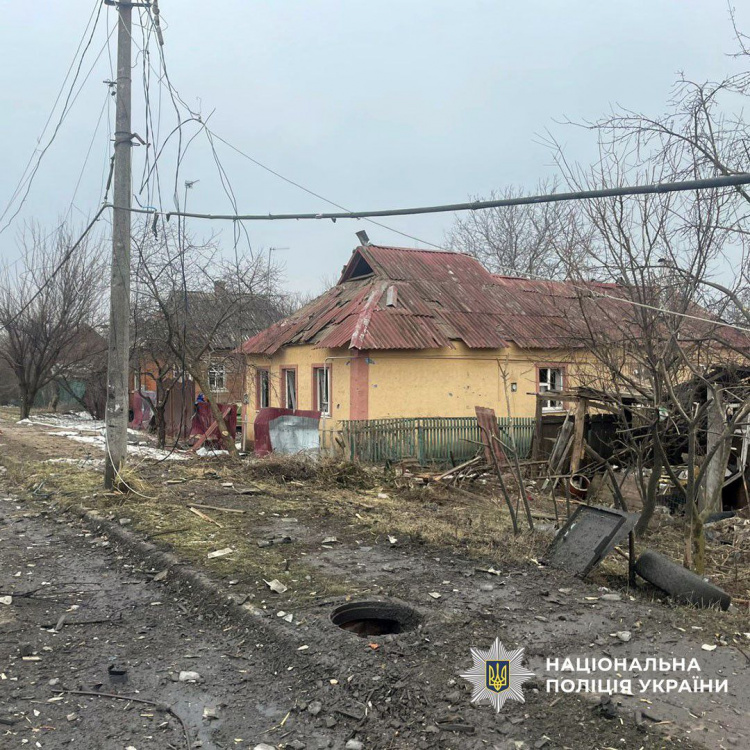 Троє поранених за добу: поліція Донеччини фіксує наслідки російських атак 24 лютого