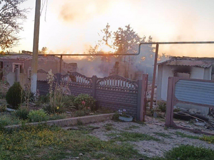 Обстріли 12 населених пунктів, 3 загиблих і 7 поранених: про наслідки російських обстрілів Донеччини за добу повідомили в поліції