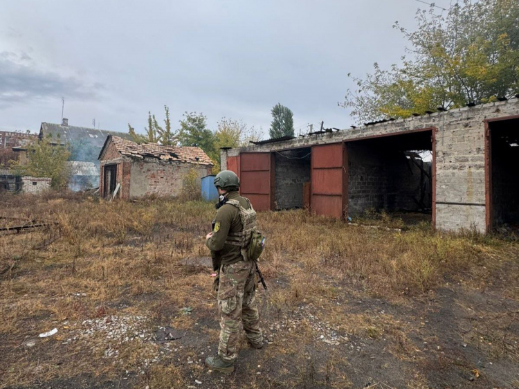Троє людей постраждали внаслідок російських атак по Донеччині 5 жовтня