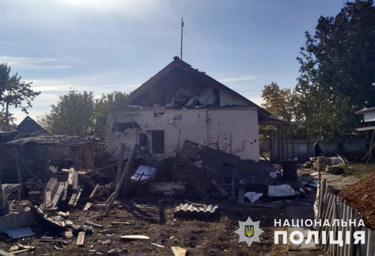 За добу ворог обстріляв 18 населених пунктів Донеччини