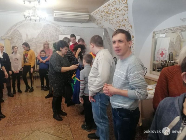 Ко Дню людей с инвалидностью в Покровске прошел ряд мероприятий от Красного Креста