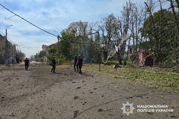 Двоє дітей поранені на Донеччині: поліція - про наслідки обстрілів 24 серпня