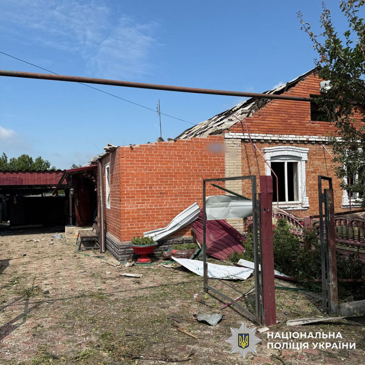 За вчора росія спрямувала на цивільних 30 дронів, - поліція Донеччини