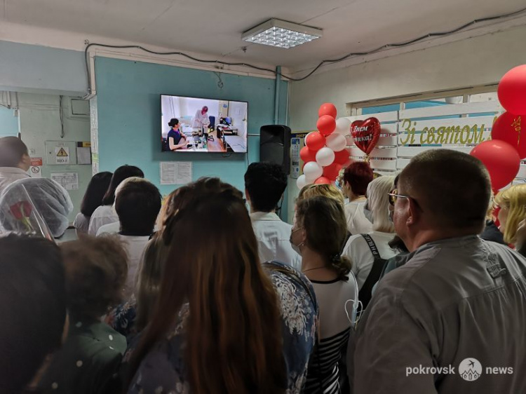 В Покровске торжественно поздравили медиков с профессиональным праздником