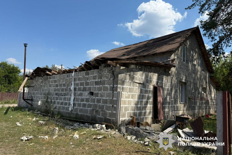 Російські атаки забрали життя двох людей на Донеччині, ще шість зазнали поранень