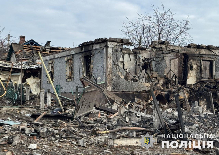 П’ятеро поранених, з них одна дитина: про наслідки обстрілів Донеччини 8 квітня повідомили в поліції