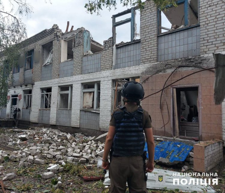 Стало відомо, чим росіяни вдарили по Покровській громаді: наслідки обстрілів Донеччини за минулу добу