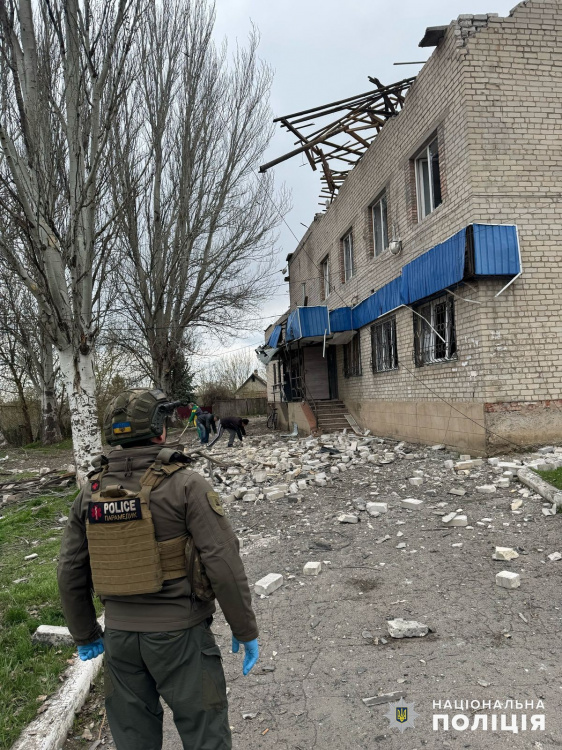 Добропілля під атакою БПЛА: за добу ворог обстріляв 11 населених пунктів Донеччини