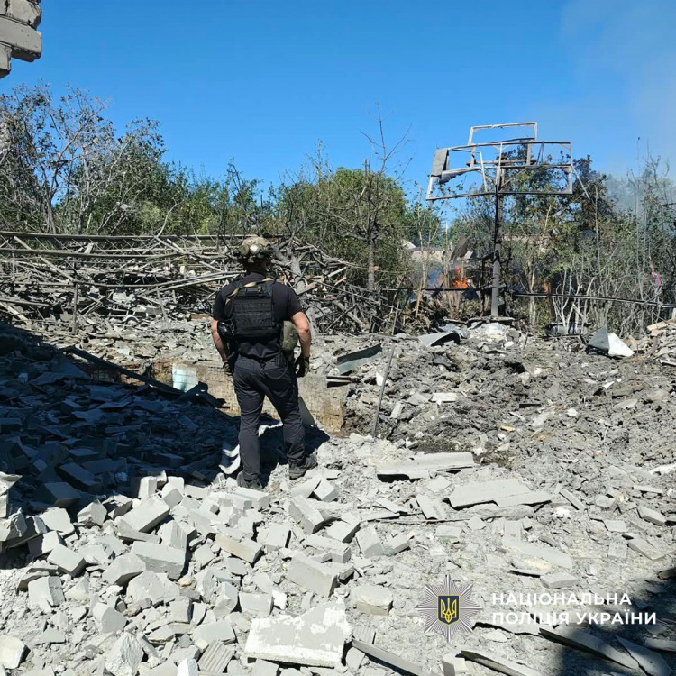 Двоє дітей поранені на Донеччині: поліція - про наслідки обстрілів 24 серпня