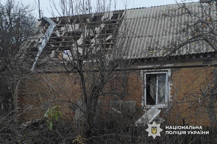 Через російські обстріли на Донеччині загинула людина, ще двоє зазнали поранень